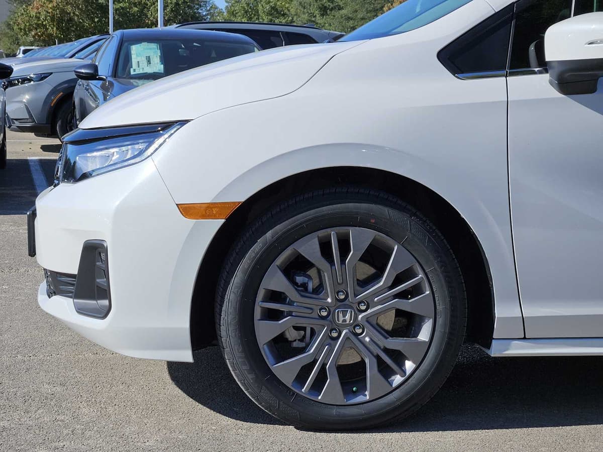 2026 Honda Odyssey - Image 7