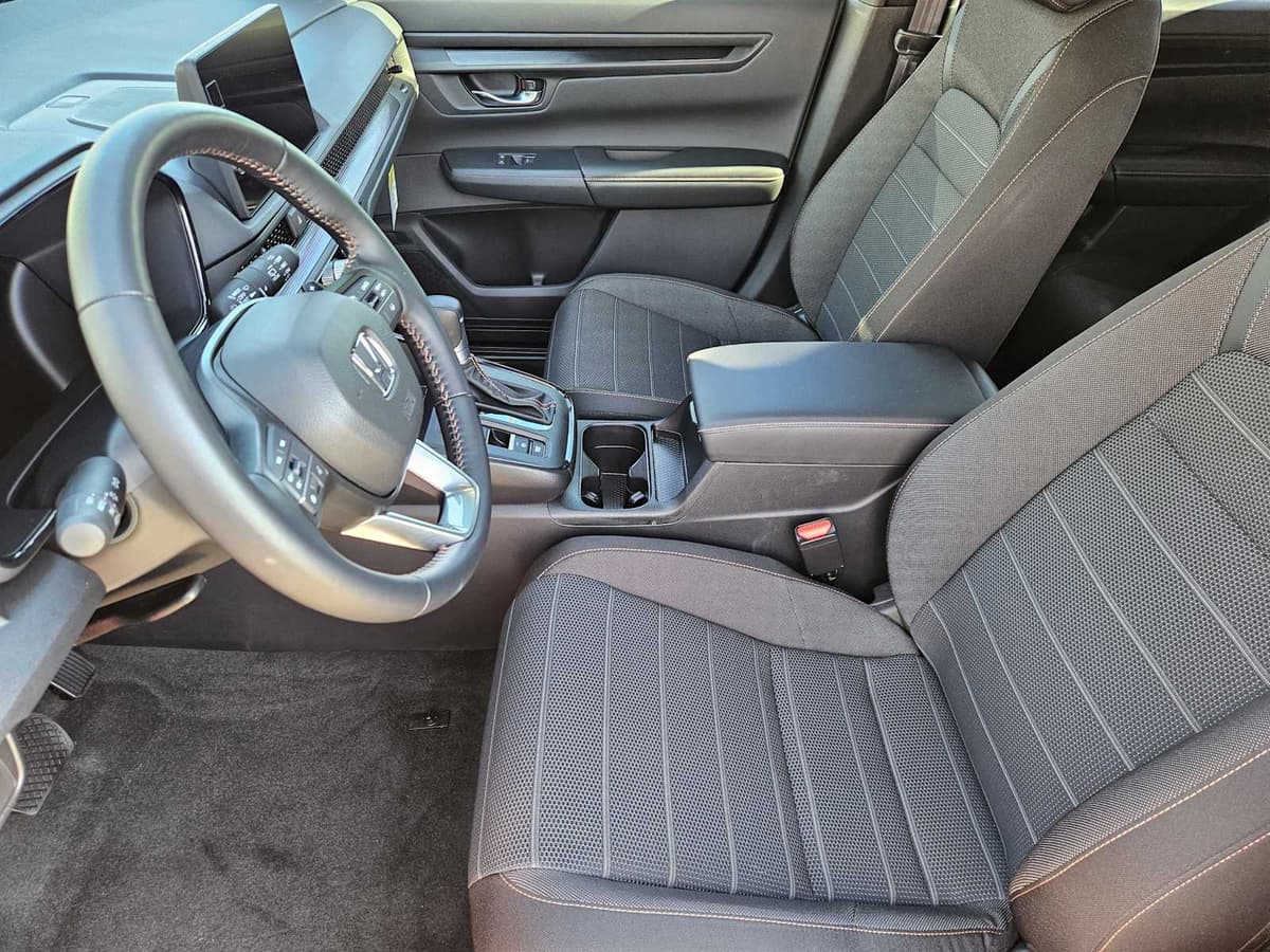 2026 Honda CR-V Hybrid - Image 13