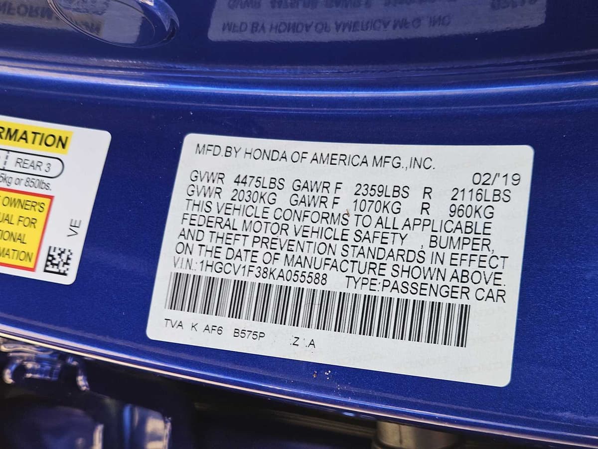 2019 Honda Accord Sedan - Image 32