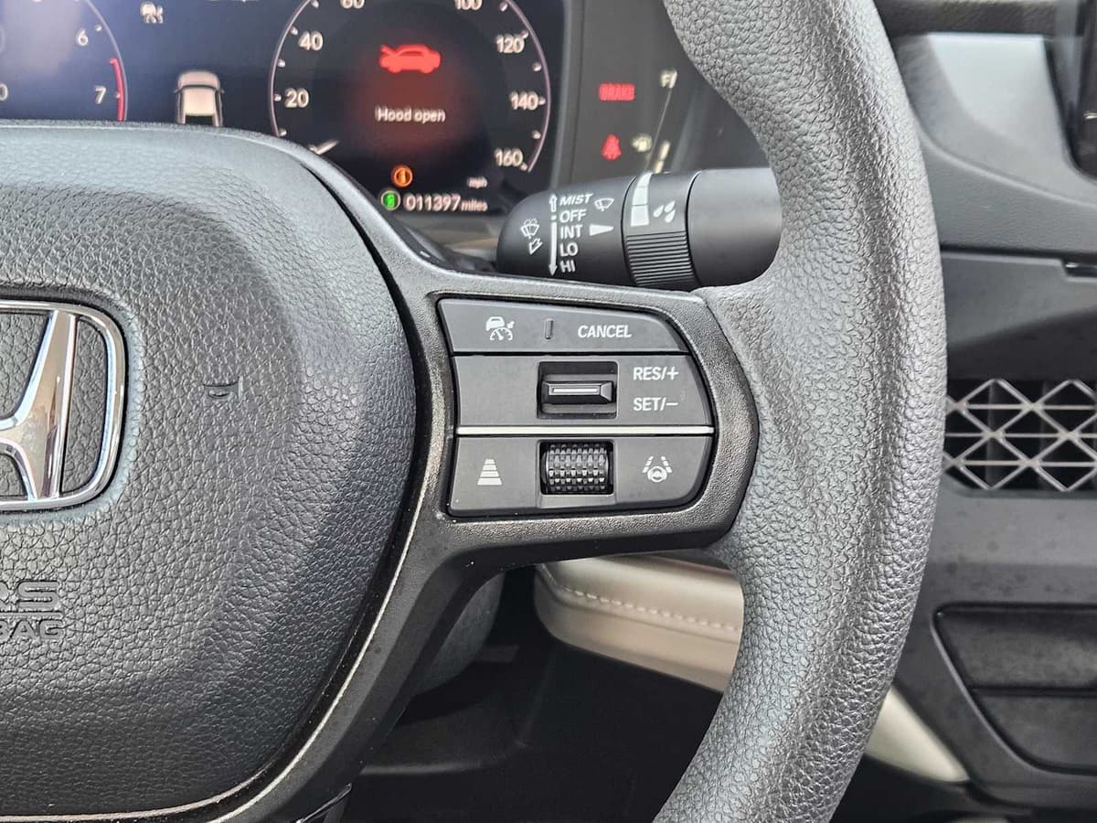 2023 Honda Accord - Image 26