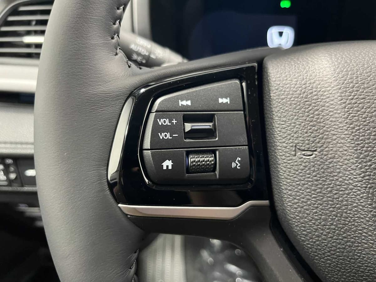 2026 Honda Odyssey - Image 16