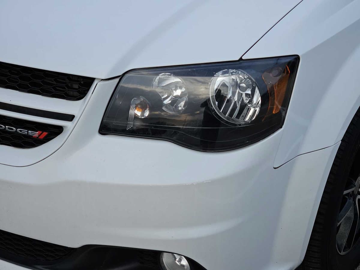 2018 Dodge Grand Caravan - Image 7