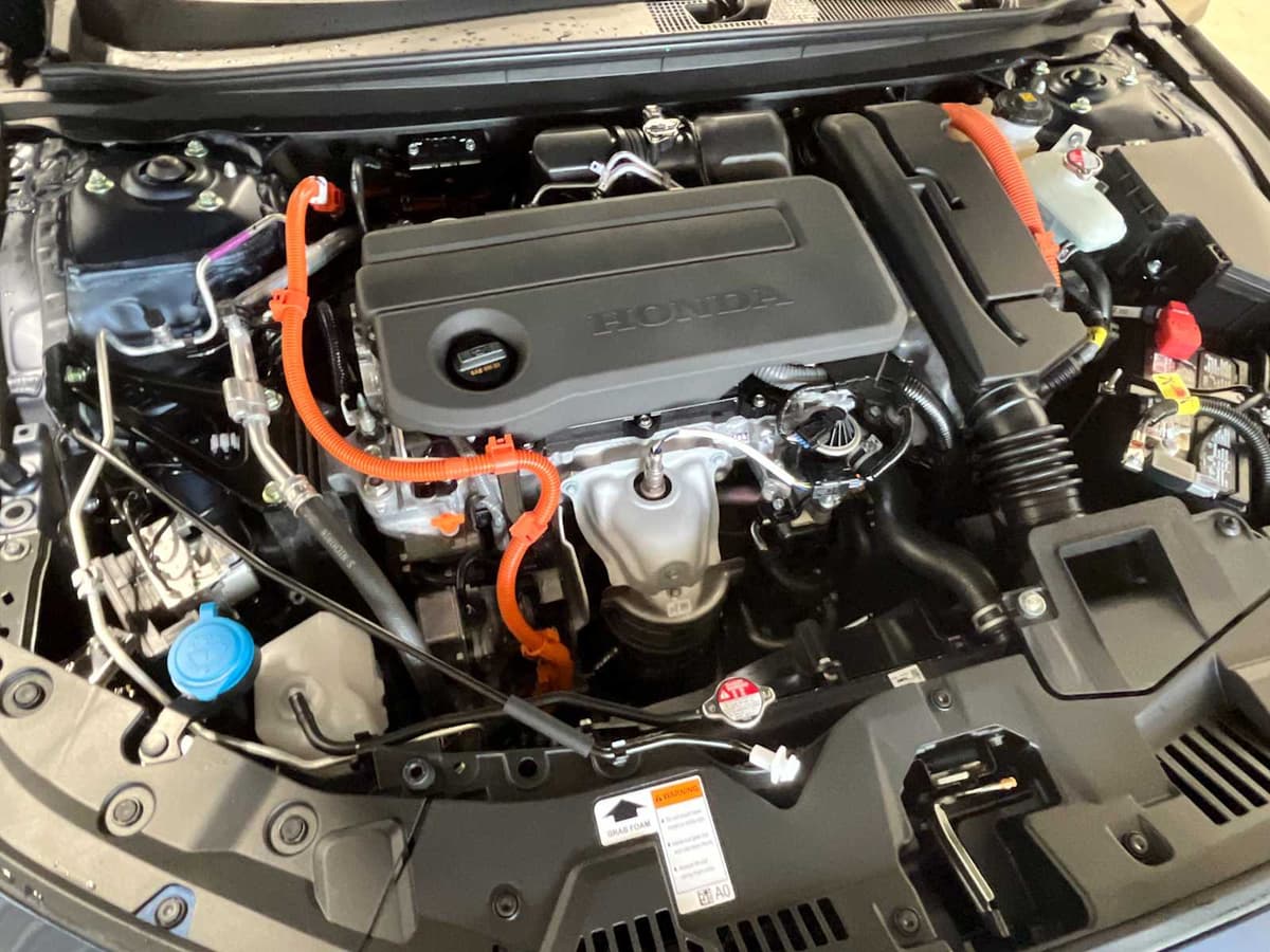 2026 Honda Accord Hybrid - Image 12