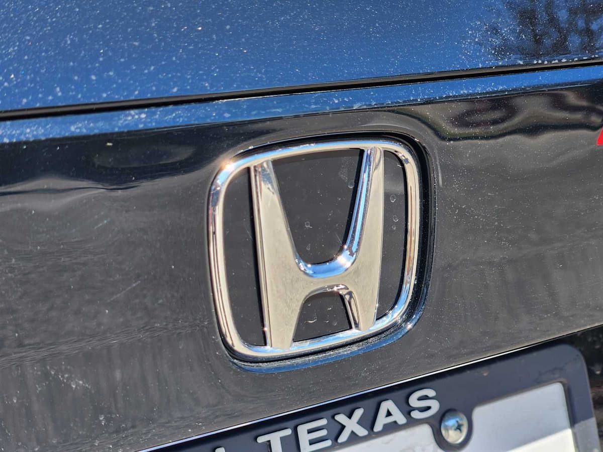 2026 Honda Accord Hybrid - Image 9