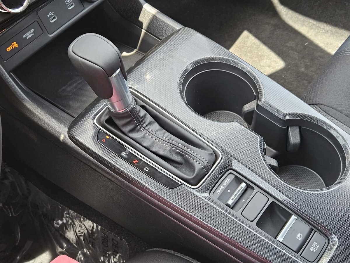 2026 Honda Civic Hybrid - Image 17