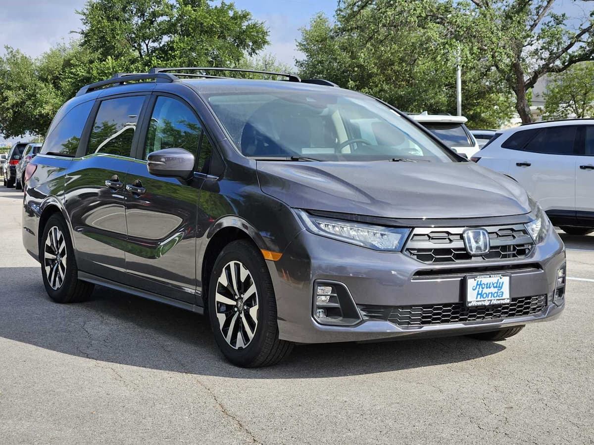 2026 Honda Odyssey - Image 3