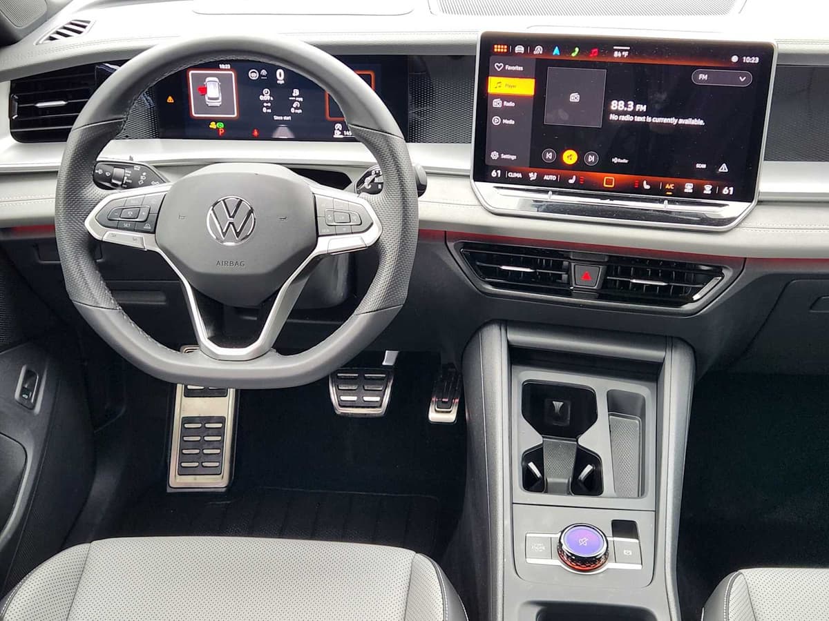 2025 Volkswagen Tiguan - Image 26