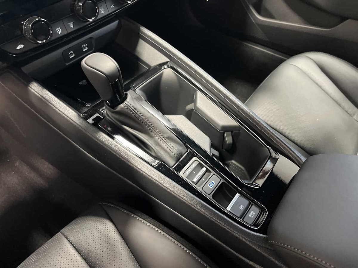 2026 Honda Accord Hybrid - Image 14