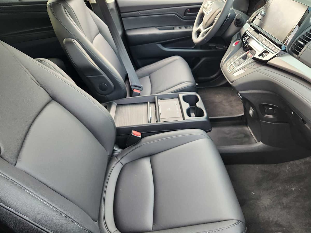 2026 Honda Odyssey - Image 11