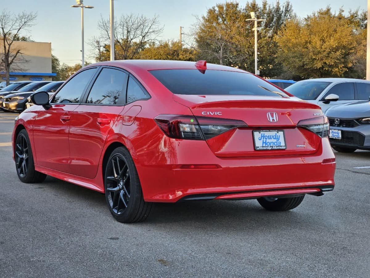 2025 Honda Civic Hybrid - Image 4