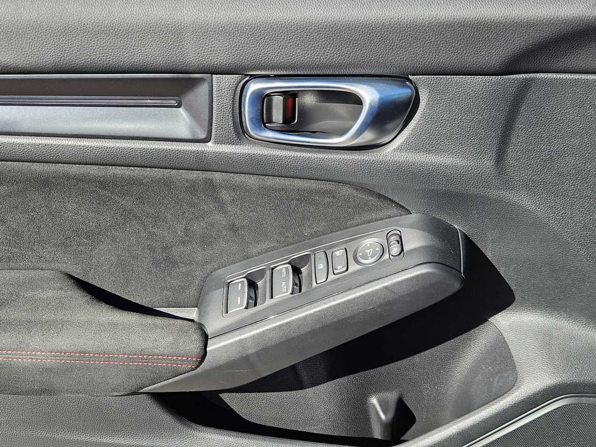 2024 Honda Civic - Image 21