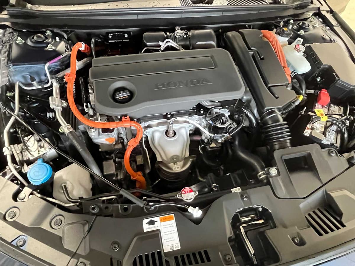 2026 Honda Accord Hybrid - Image 12