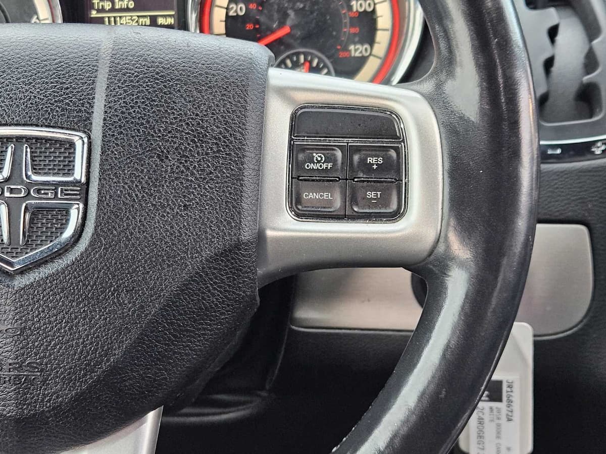 2018 Dodge Grand Caravan - Image 24