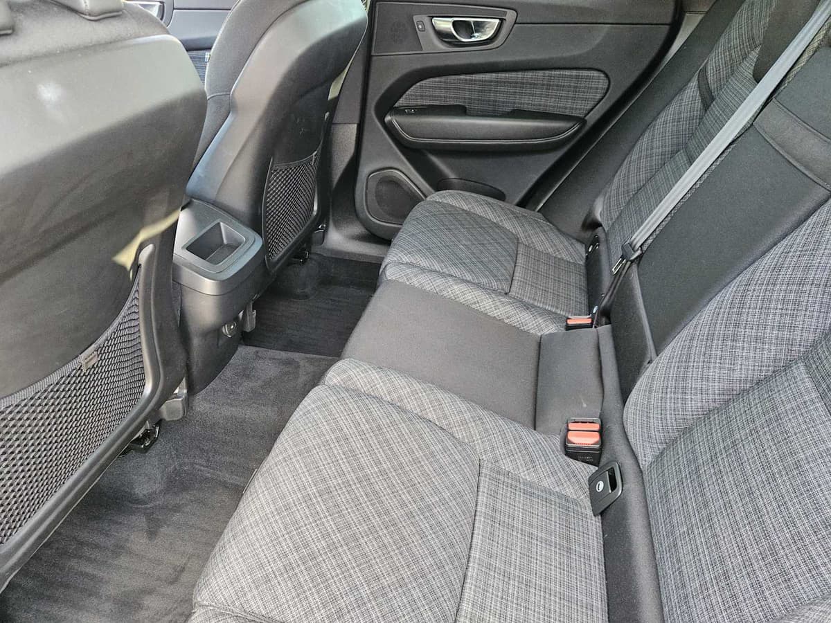2023 Volvo XC60 - Image 29