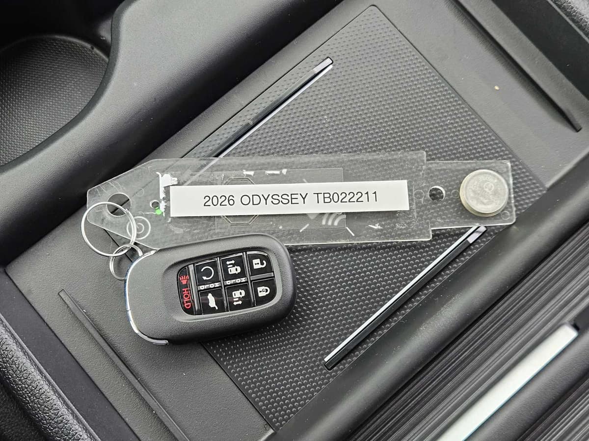 2026 Honda Odyssey - Image 27