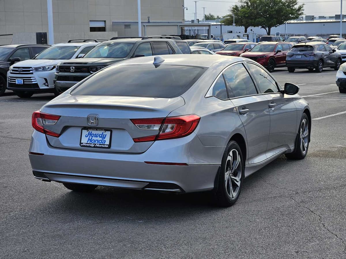 2018 Honda Accord Sedan - Image 6