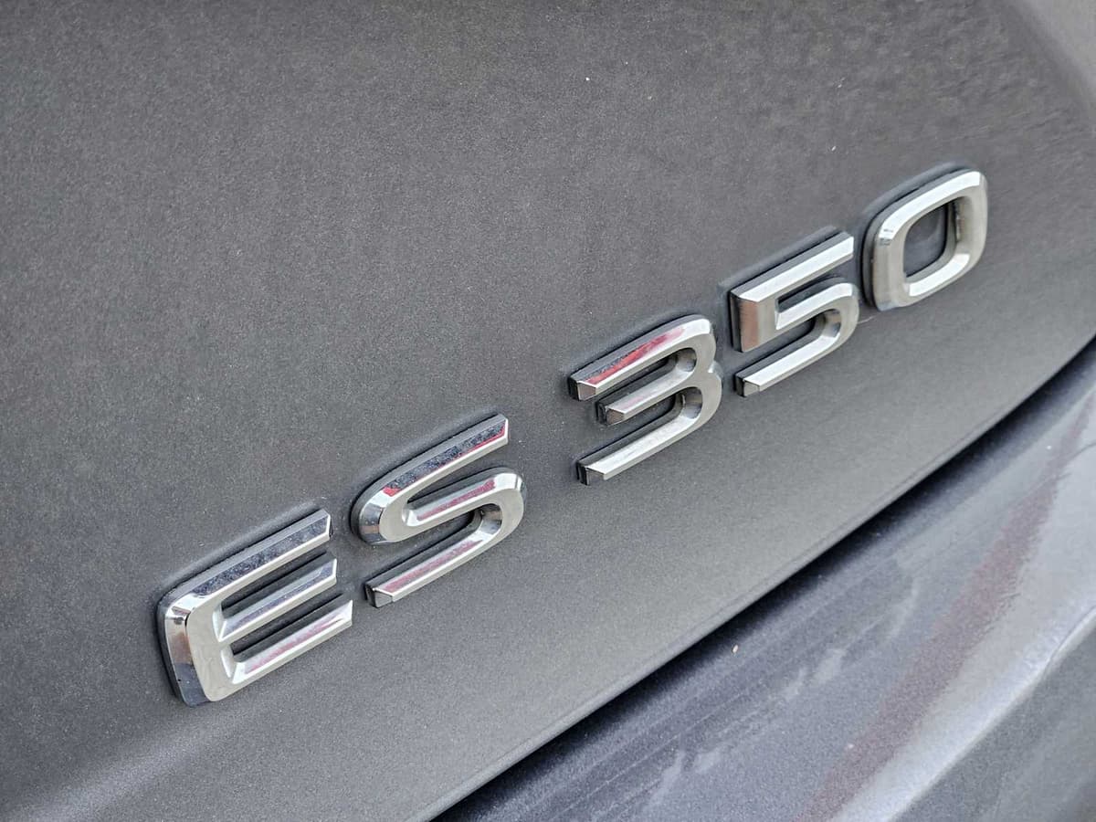 2016 LEXUS ES 350 - Image 11