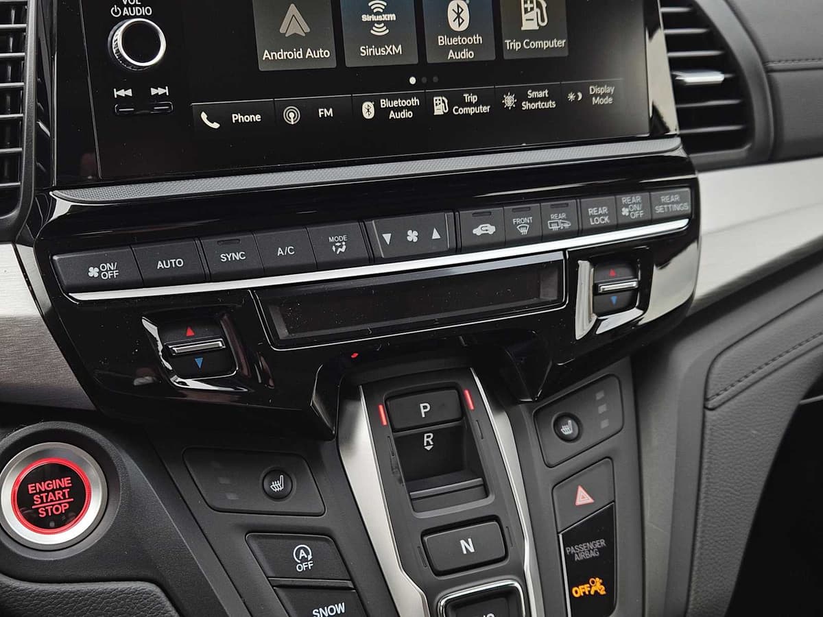 2026 Honda Odyssey - Image 15
