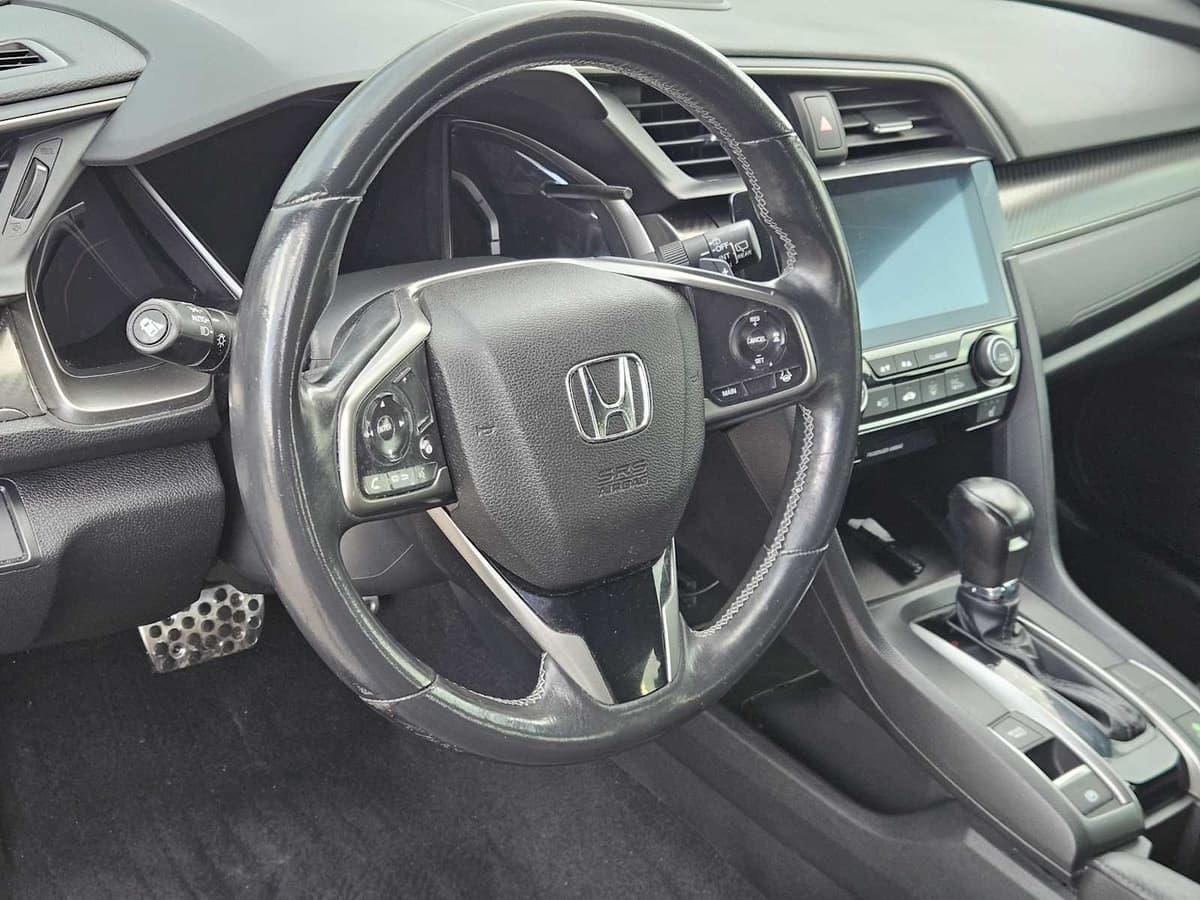 2019 Honda Civic Hatchback - Image 2