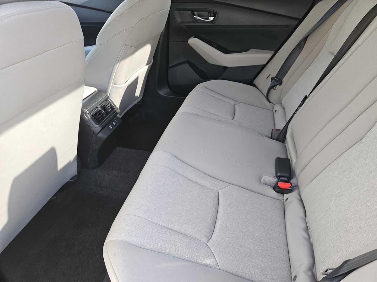 2025 Honda Accord - Image 28