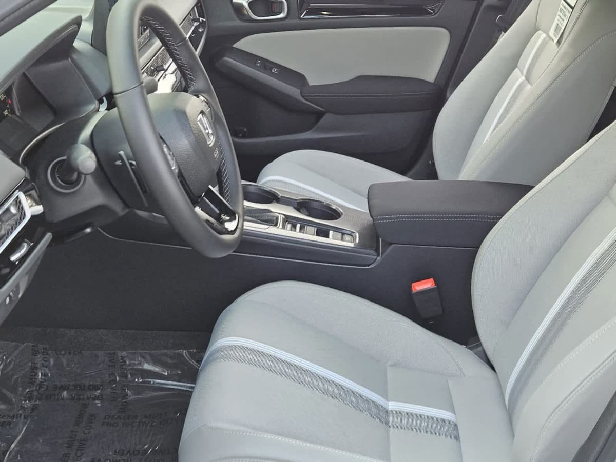 2025 Honda Civic Hybrid - Image 11