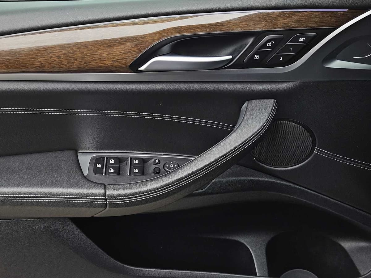 2019 BMW X3 sDrive30i - Image 22