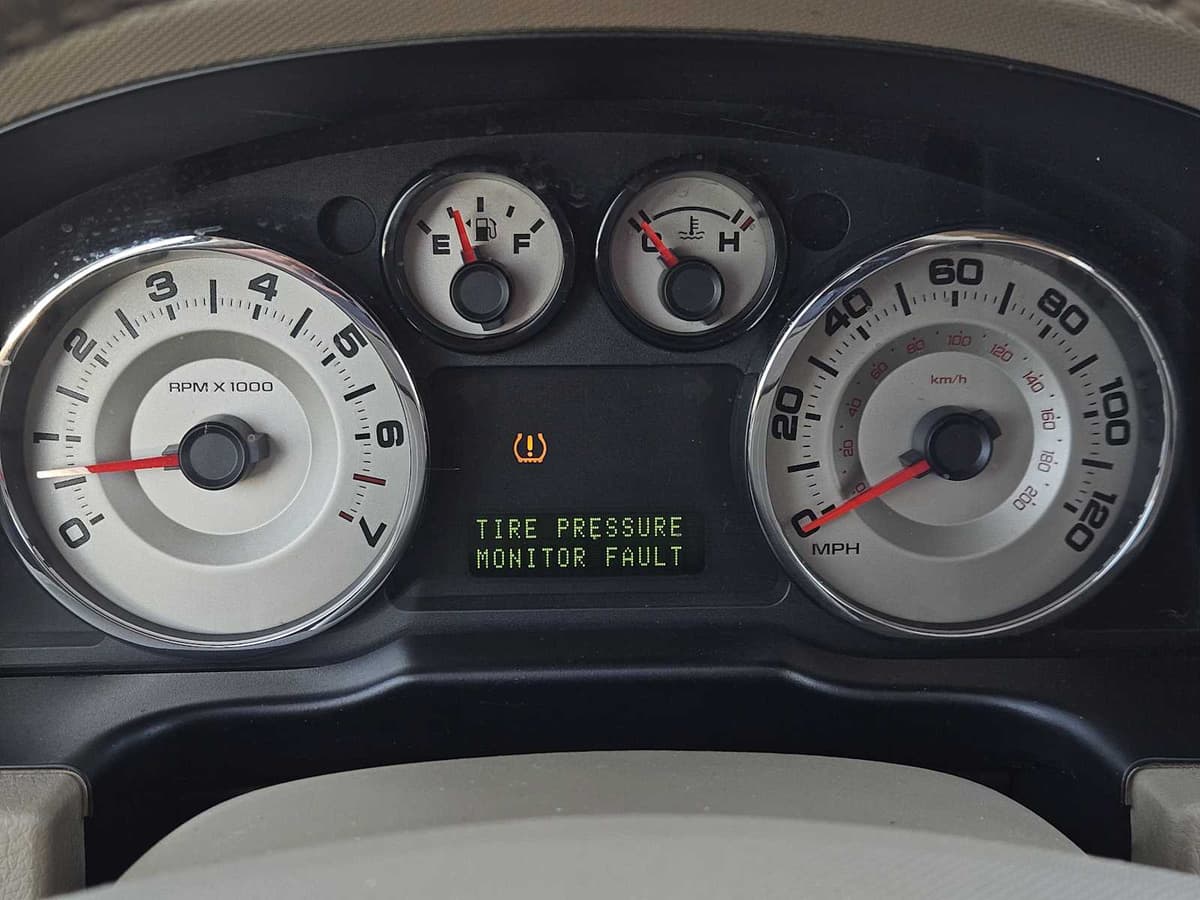 2007 Ford Edge - Image 16