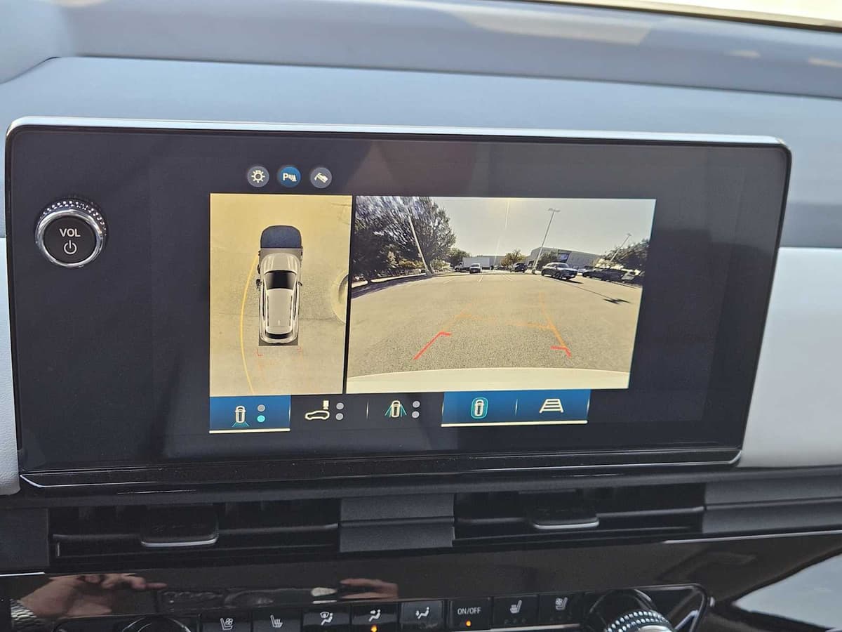 2026 Honda Prologue - Image 15