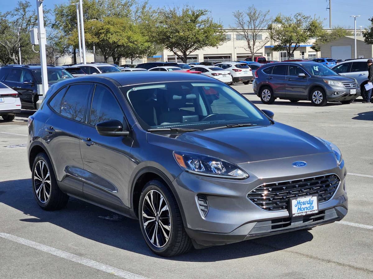 2021 Ford Escape - Image 3