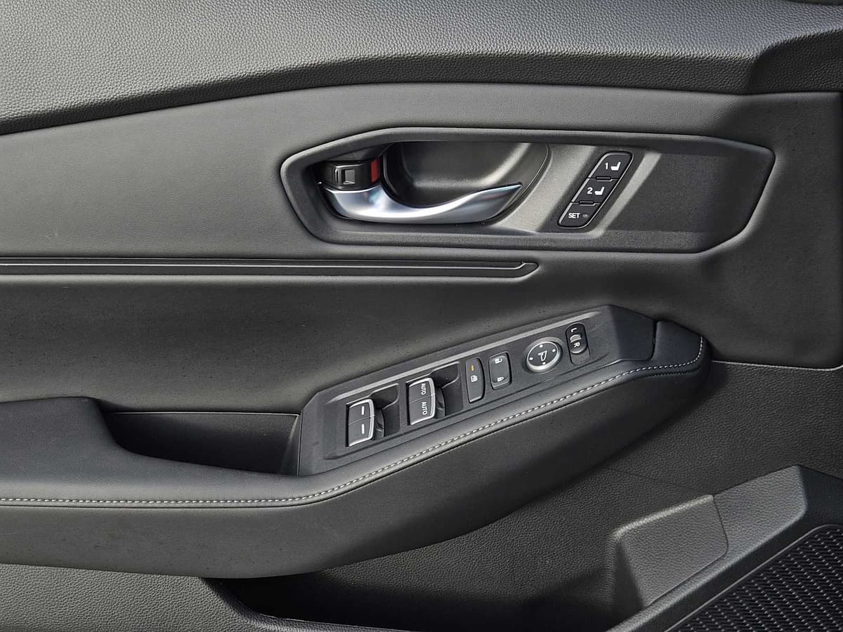 2025 Honda Accord - Image 22