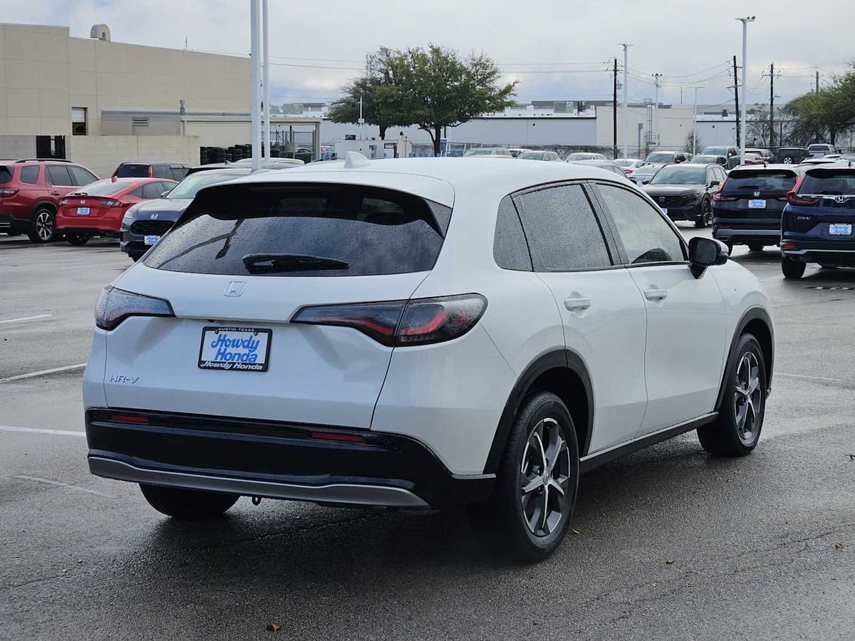 2025 Honda HR-V - Image 6