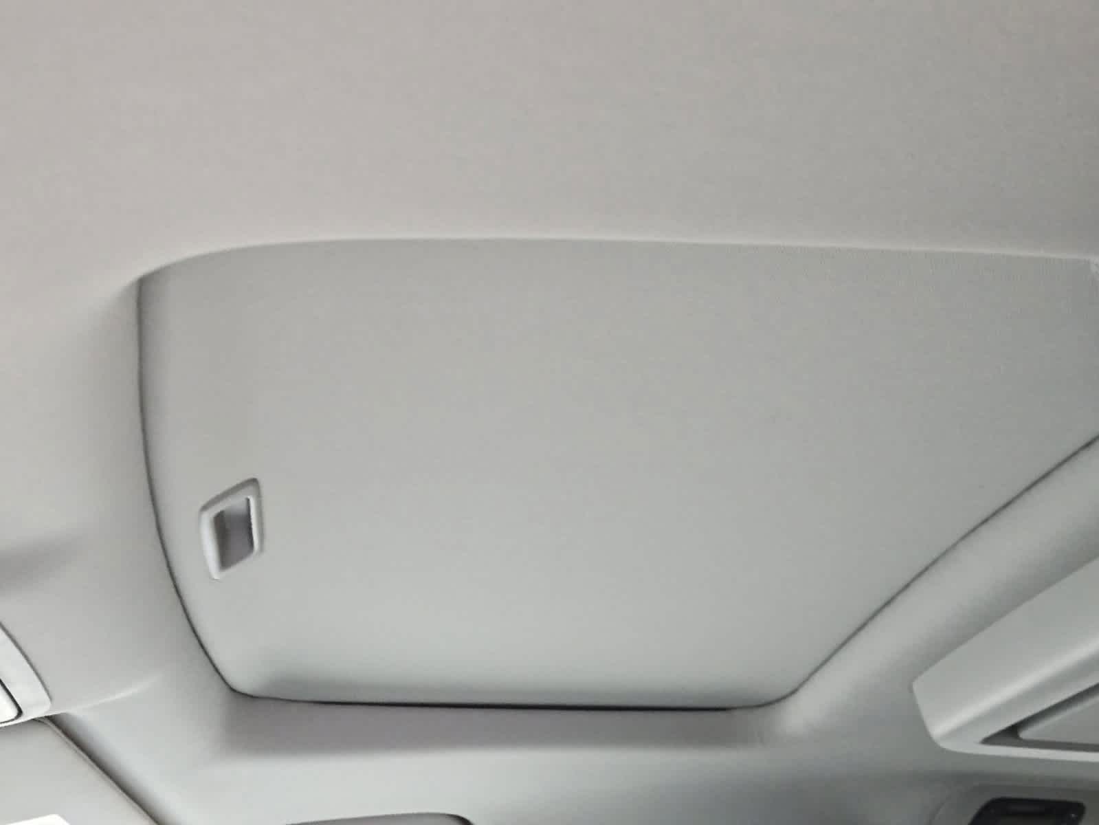 2026 Honda Odyssey - Image 22