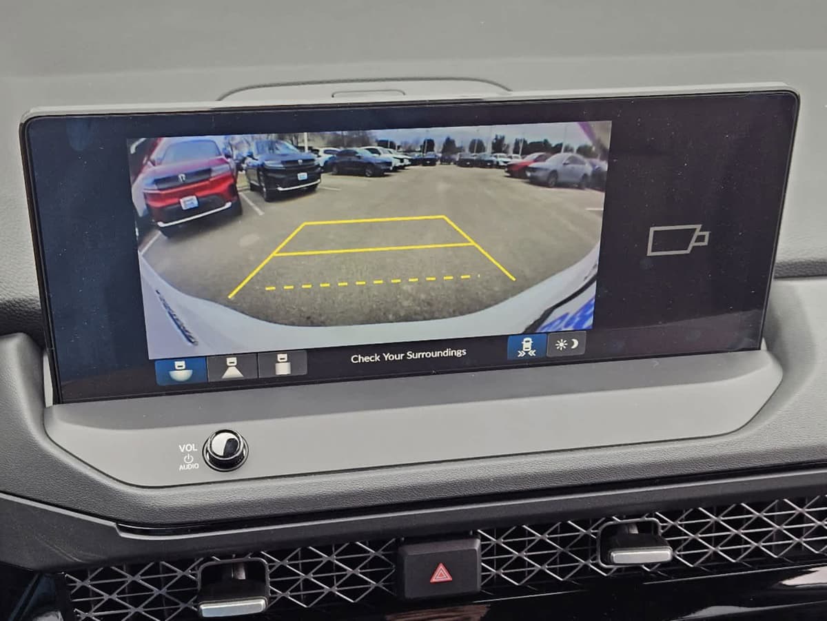 2025 Honda Accord Hybrid - Image 16