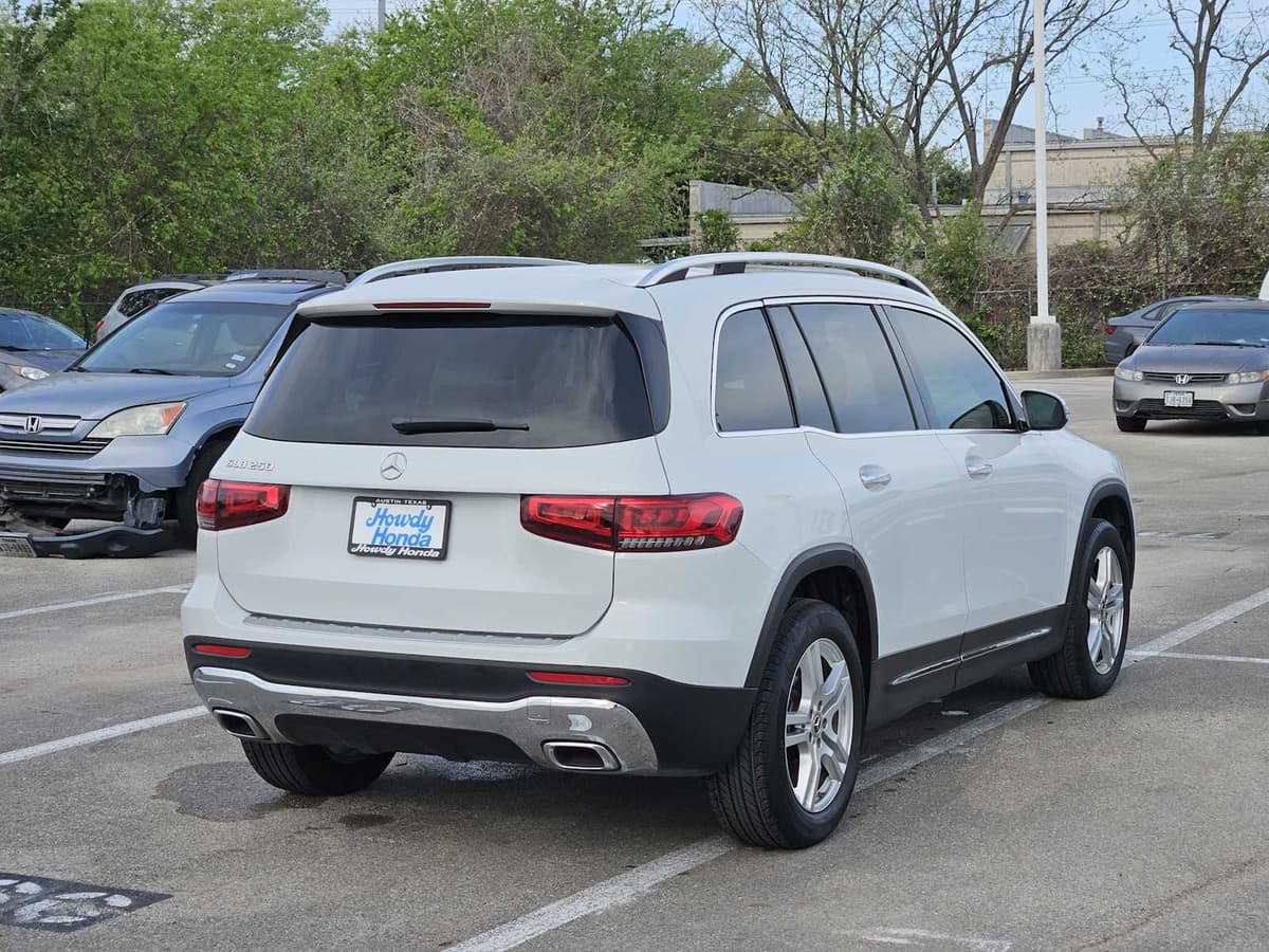 2022 Mercedes-Benz GLB 250 - Image 6