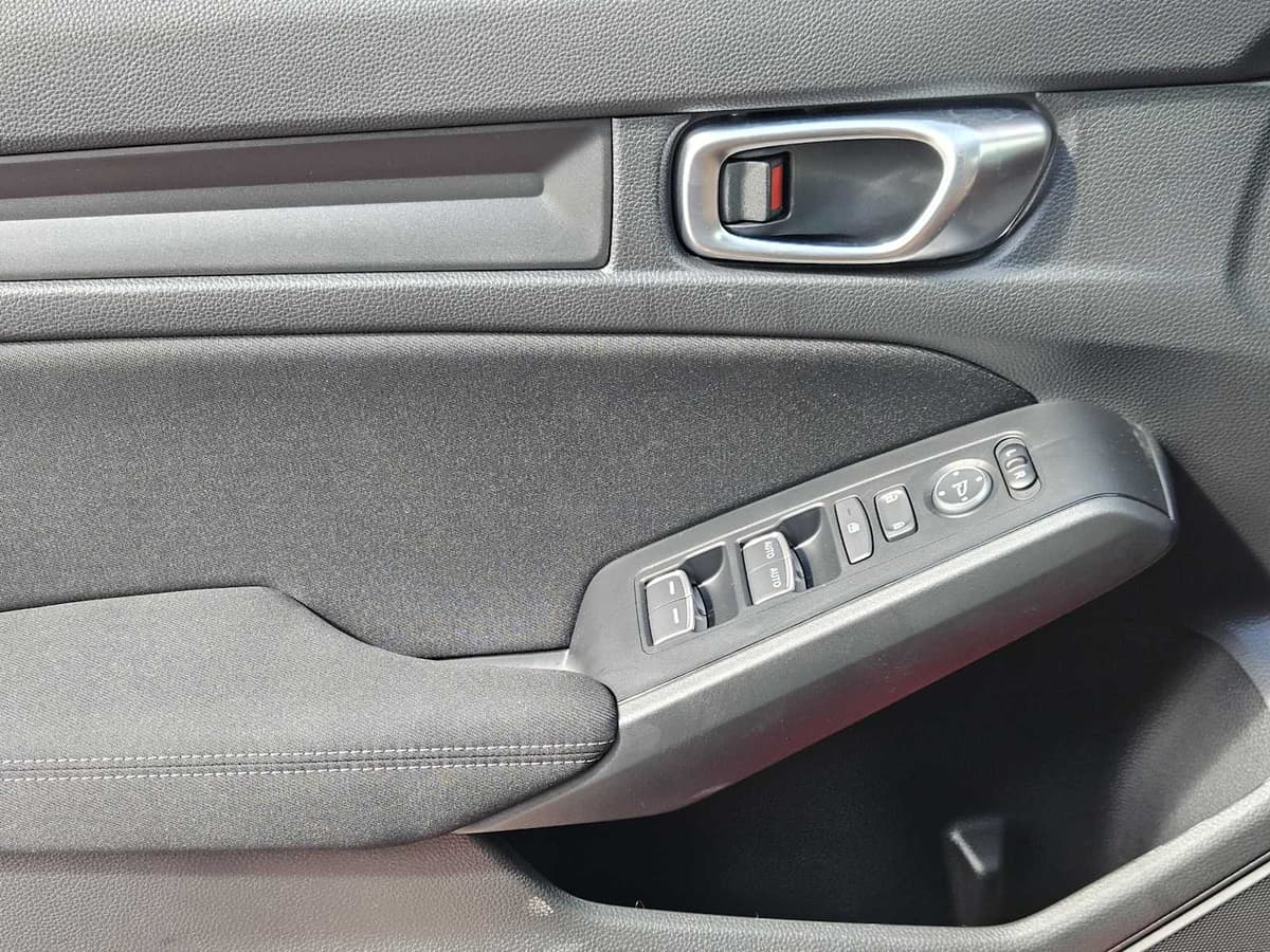 2026 Honda Civic - Image 18