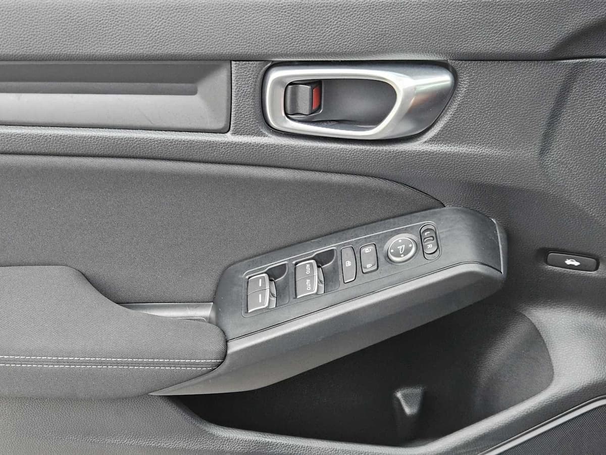 2024 Honda Civic - Image 22