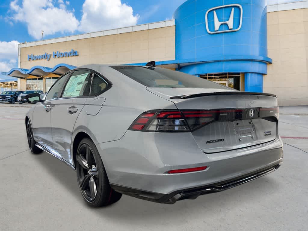 2026 Honda Accord Hybrid - Image 3