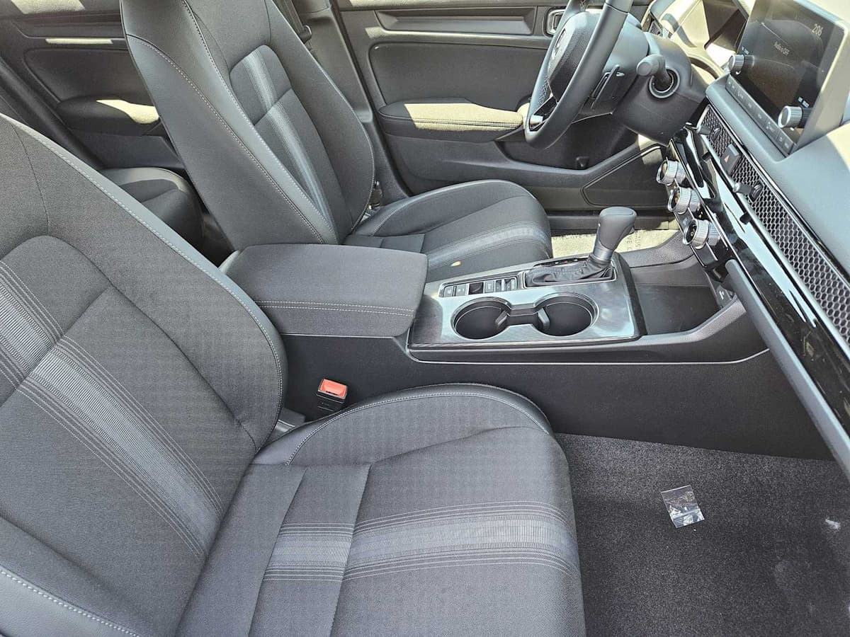 2026 Honda Civic - Image 12