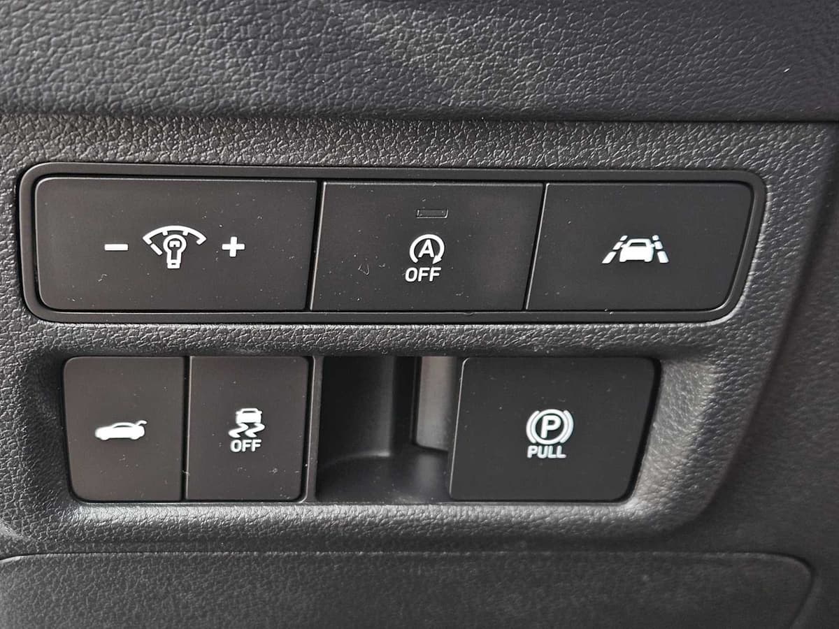 2021 Hyundai Sonata - Image 20