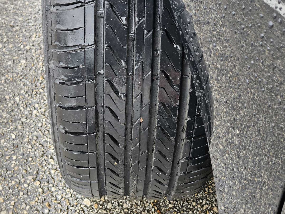 2012 Hyundai Elantra - Image 10