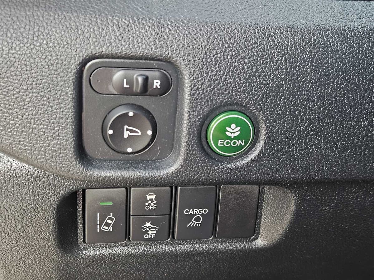 2023 Honda Ridgeline - Image 22