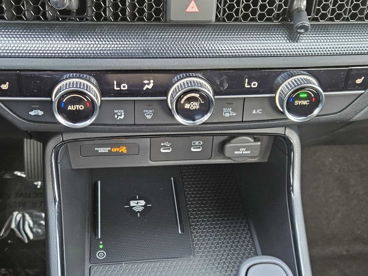 2026 Honda CR-V Hybrid - Image 17