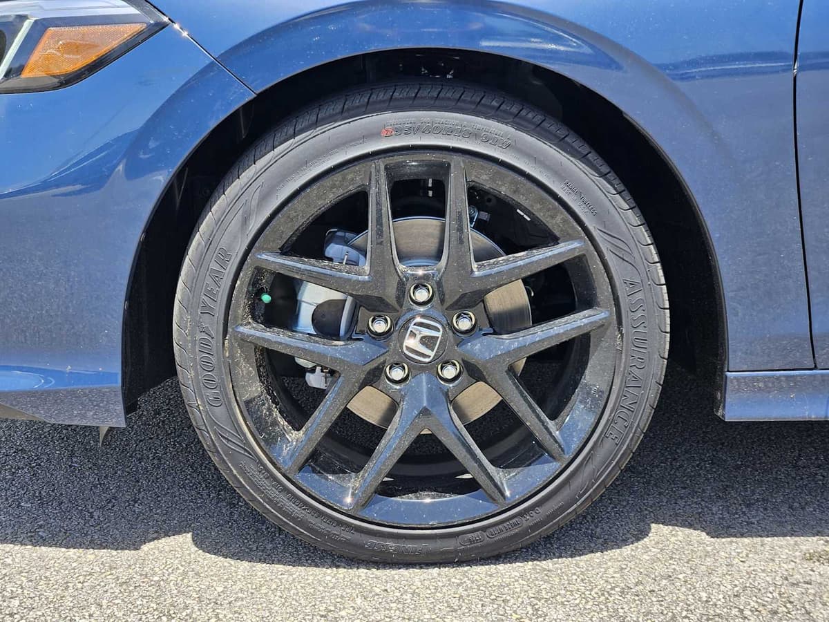 2026 Honda Civic Hybrid - Image 9