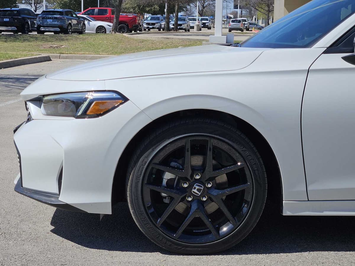 2026 Honda Civic Hybrid - Image 7