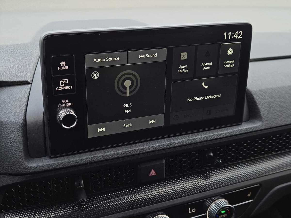 2026 Honda CR-V Hybrid - Image 17