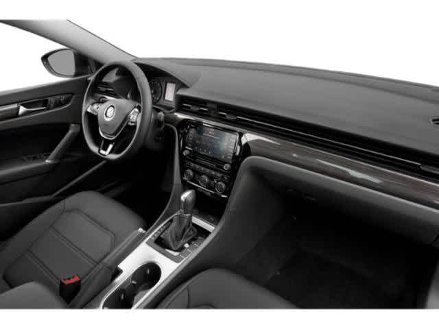 2022 Volkswagen Passat - Image 14