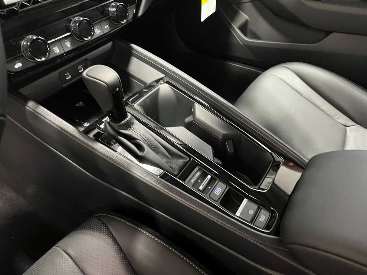 2026 Honda Accord Hybrid - Image 17