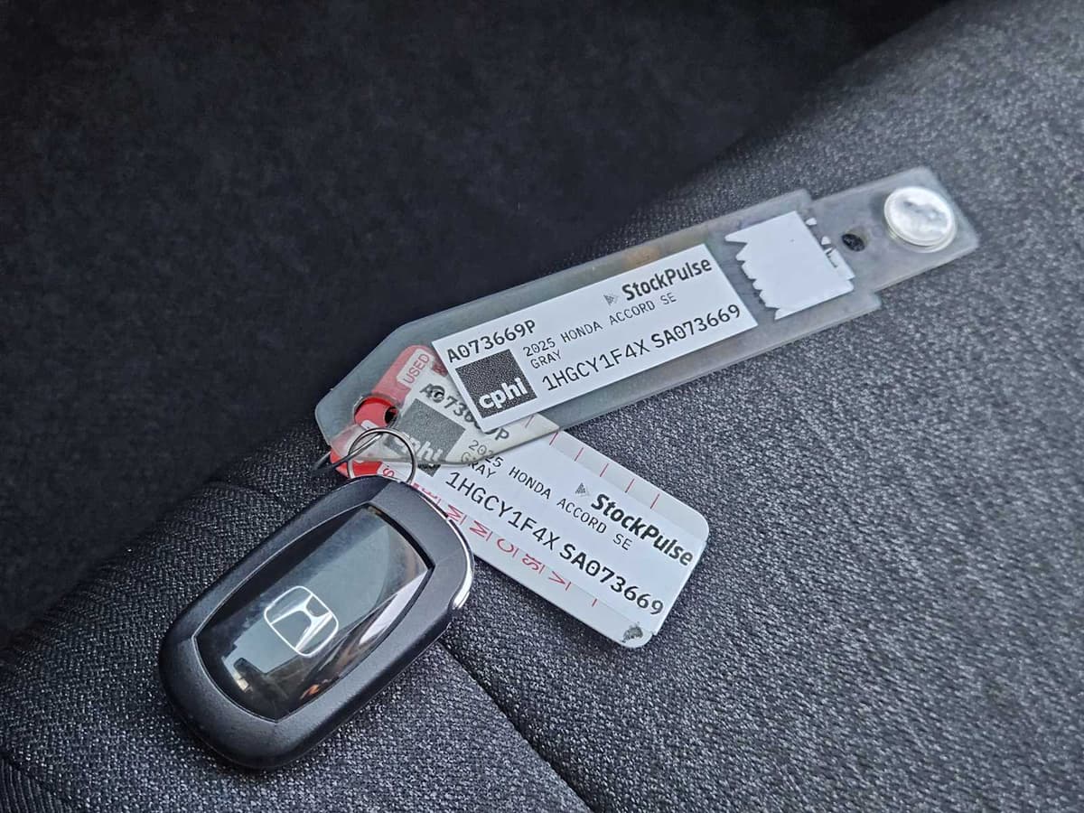 2025 Honda Accord - Image 32