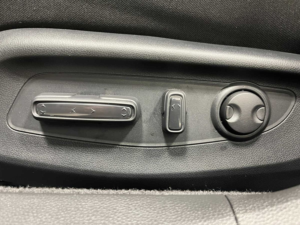 2026 Honda Accord Hybrid - Image 15