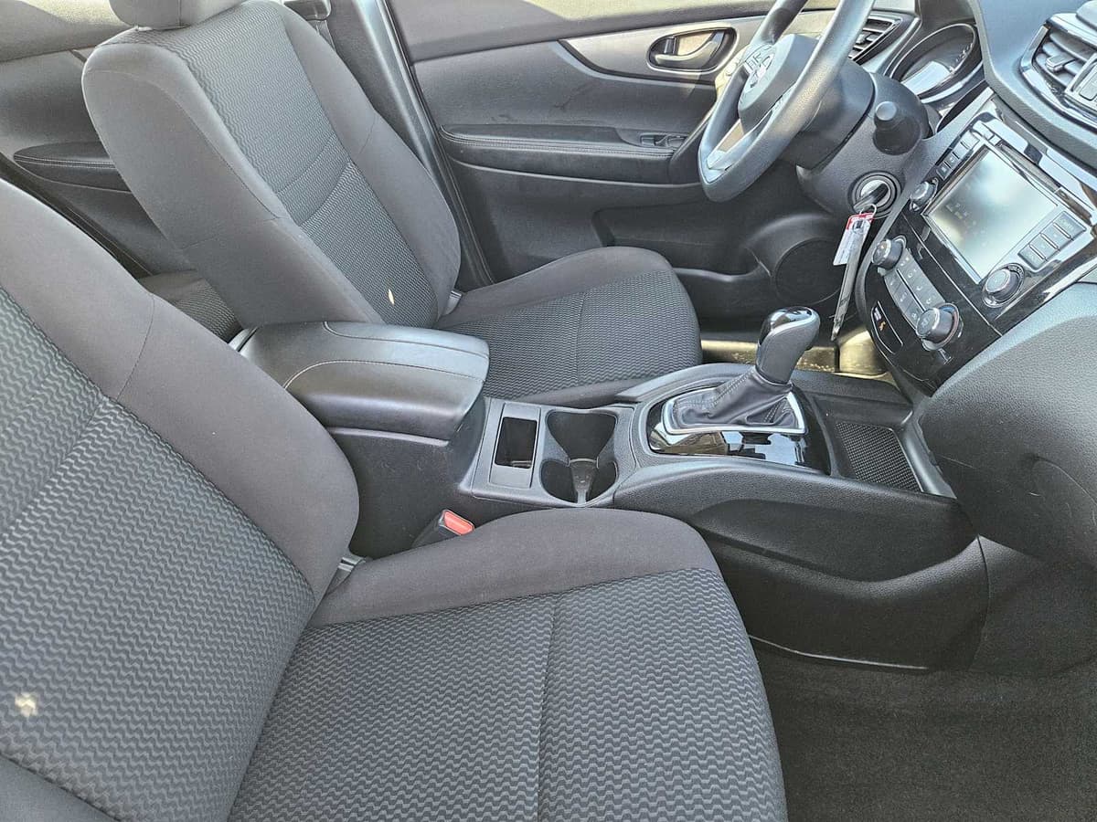 2020 Nissan Rogue Sport - Image 13